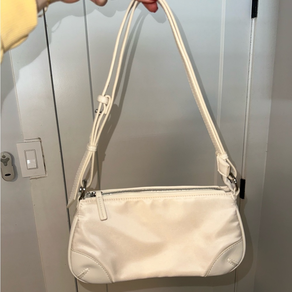 Cream nylon shoulder purse